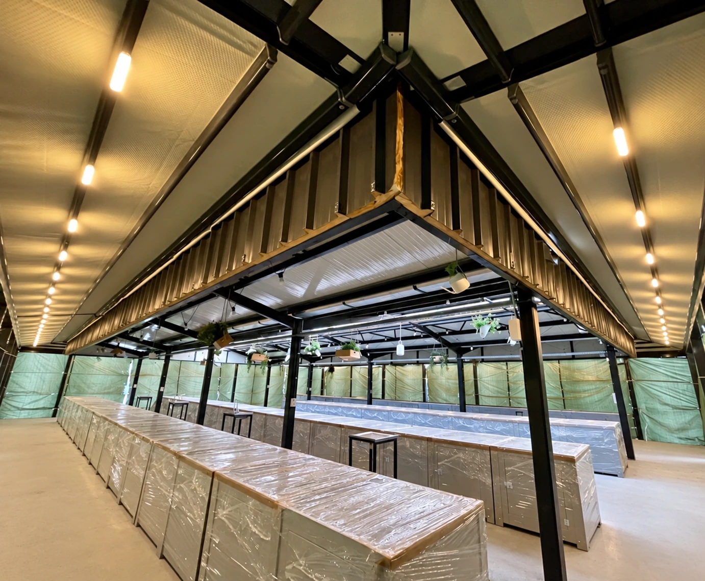 Pergole Retractabile pentru Spațiu Comercial – Piața Drumul Taberei, București