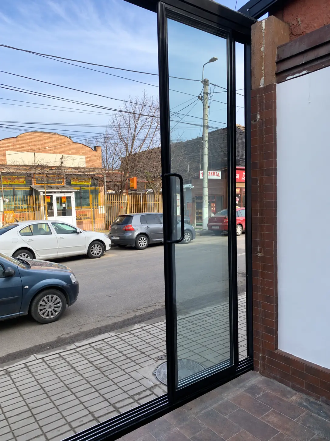 Sistem glisant FER-AL cu geam termoizolant securizat 4+12+4 mm, Călărași